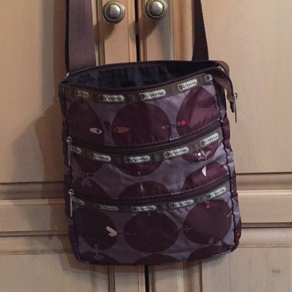 LeSportsac bag